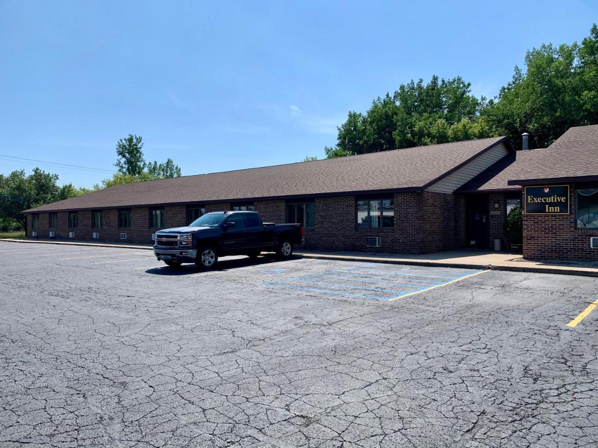 Executive Inn Cass City Exterior foto